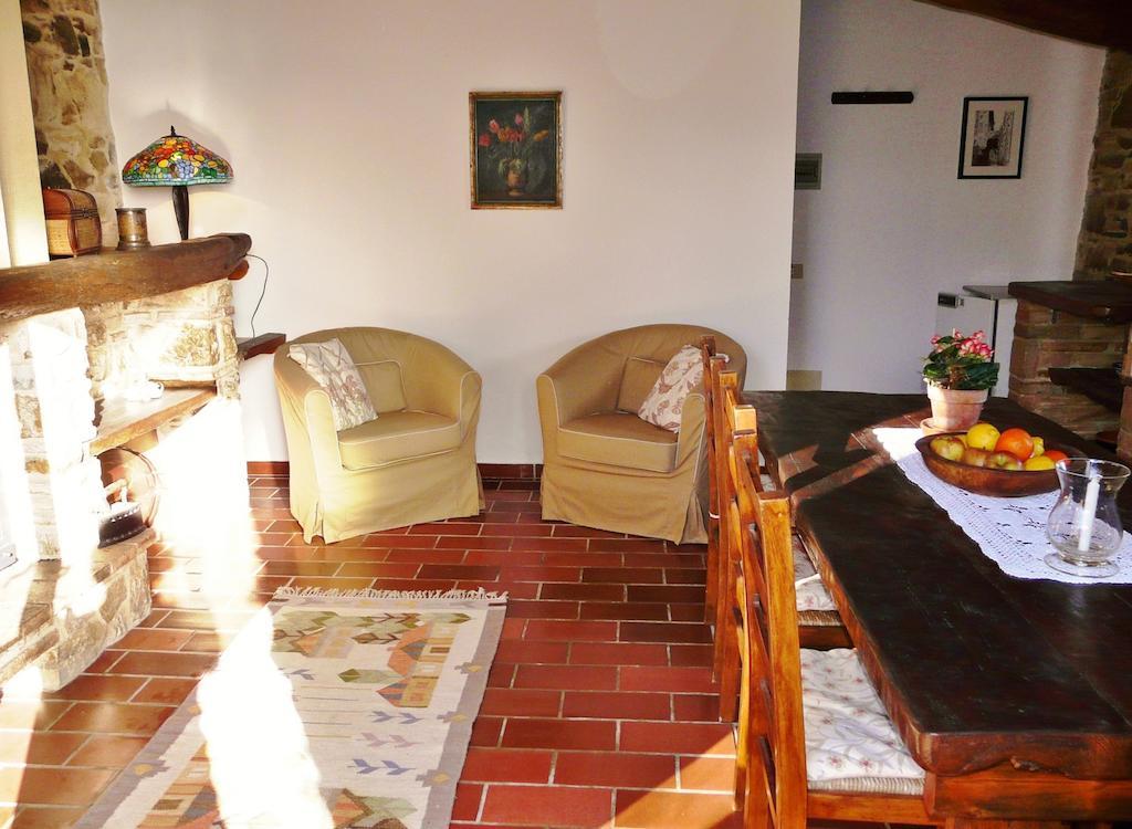 Gasthaus Podere Patrignone Castellina in Chianti Zimmer foto