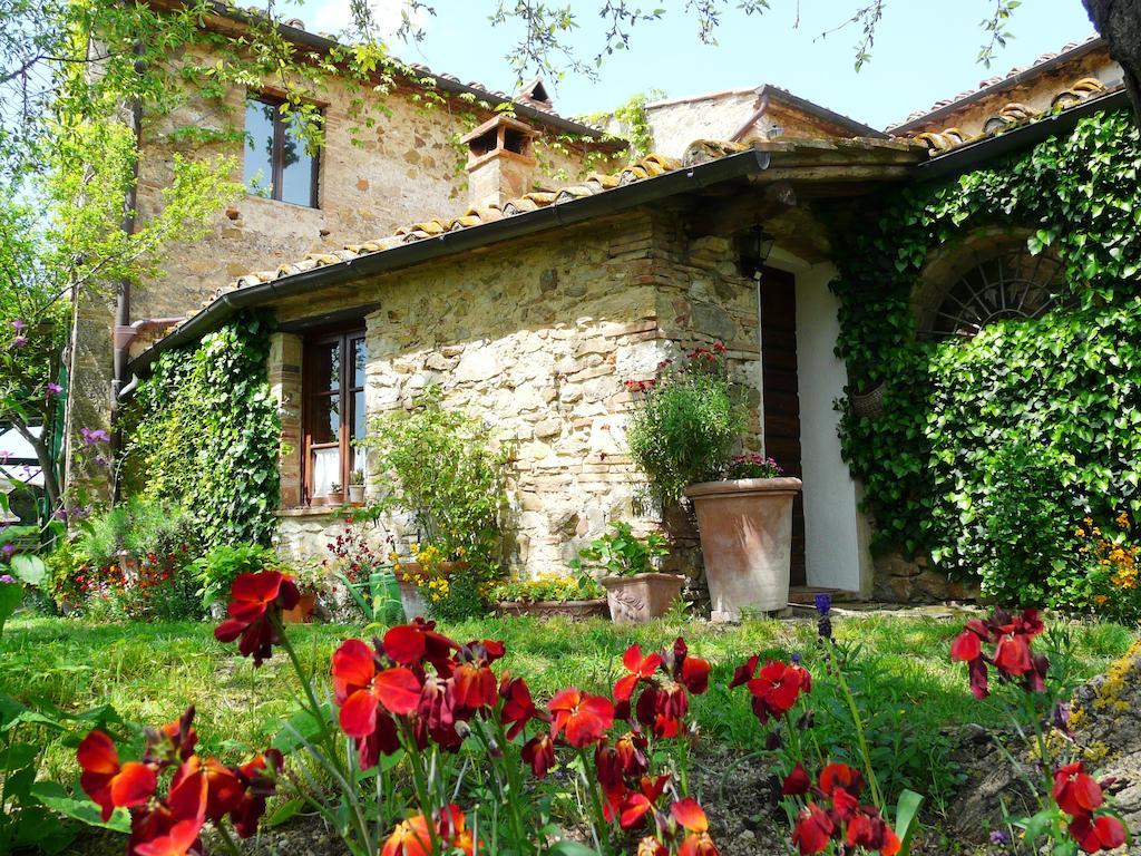 Gasthaus Podere Patrignone Castellina in Chianti Zimmer foto
